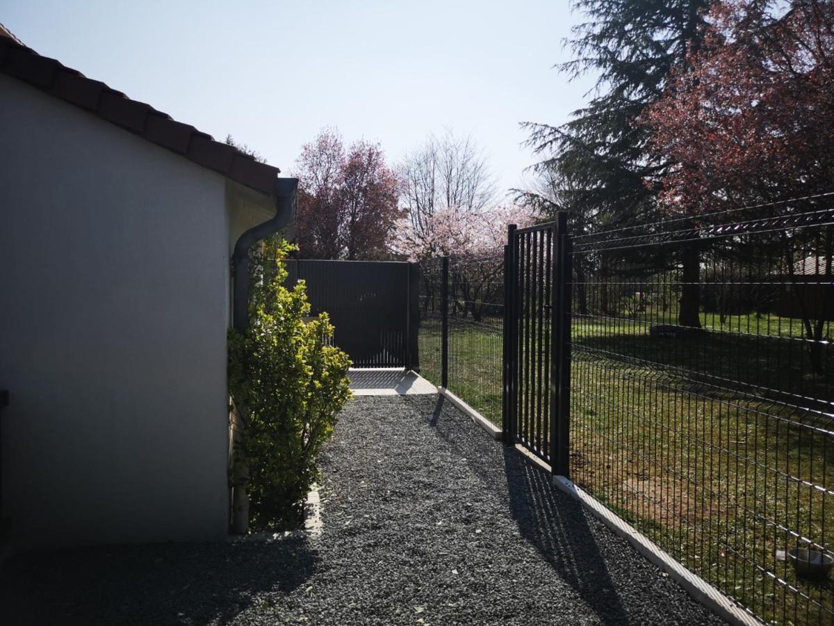 Duplex De Charme Hotel Seur Exterior foto