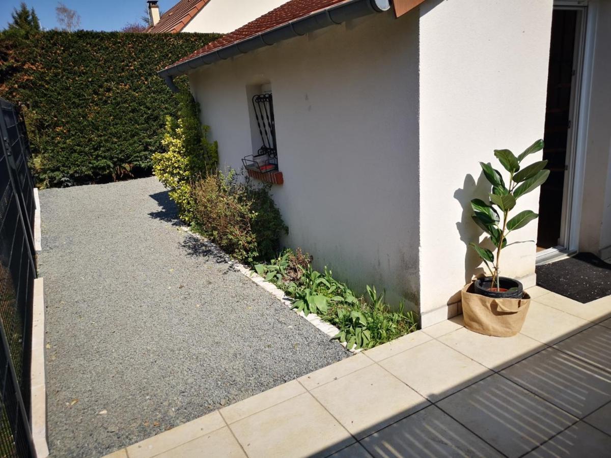 Duplex De Charme Hotel Seur Exterior foto